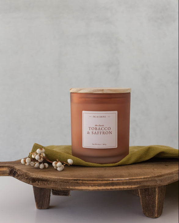 Tobacco & Saffron 100% soy wax candle in glass jar
